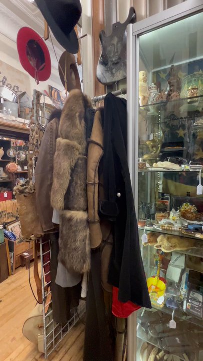 Point Pavilion Antique Centre - Antiques Near Me - Point Pleasant Beach, New Jersey