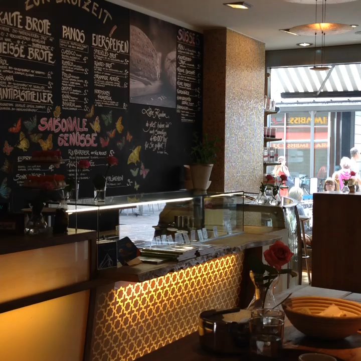 pano Genuss - Innenraum - Cafes Near Me - Ulm, BW