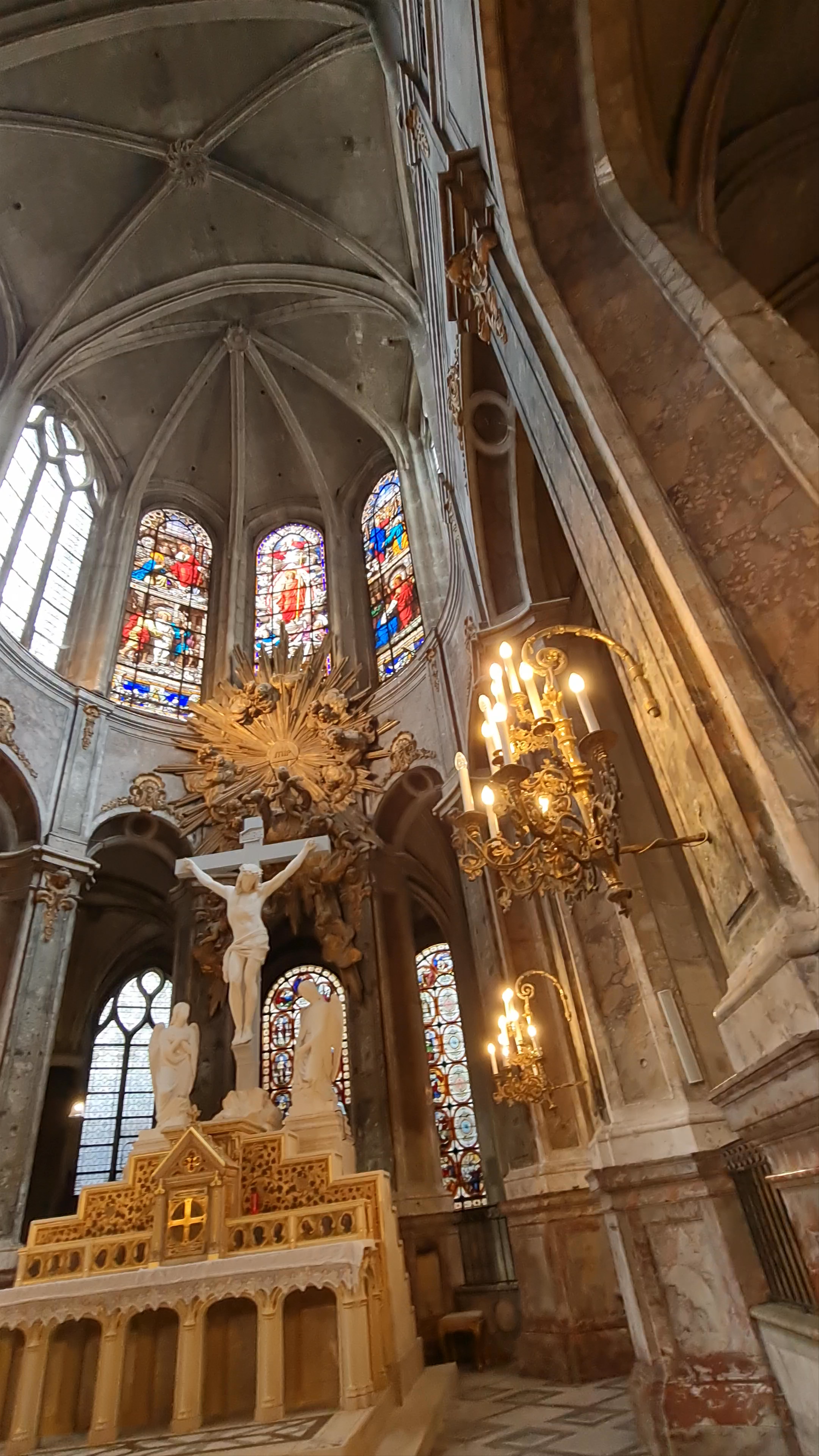 Église Saint-Merry: Gothic Grandeur in the Heart of Paris