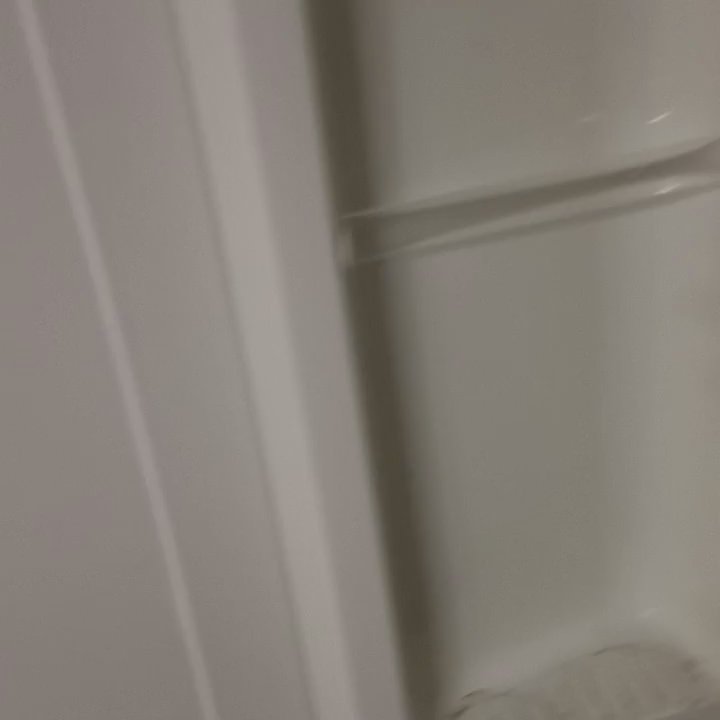 Harbour View Apartments - The shower "handles" - Apartments Near Me - Halifax, Nova Scotia