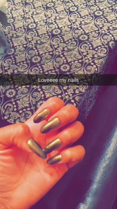 Q N Nails - Chrome nails - Nail Salons Near Me - Temple Hills, Maryland
