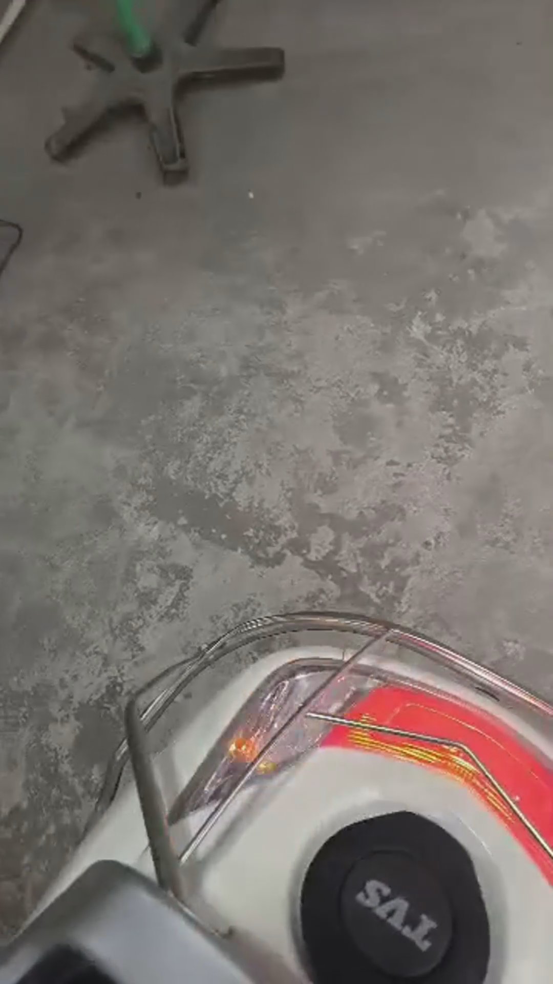 Walk-around video thumbnail