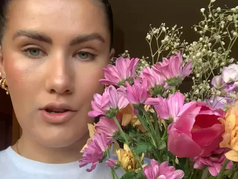Floraly UGC