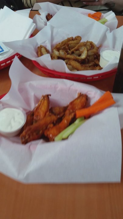 Hot Wings Cafe - Good food good lunch - New American Near Me - Pasadena, California
