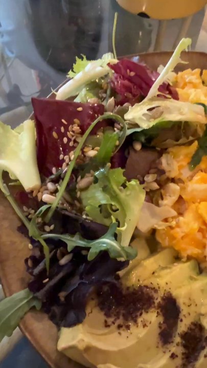 Cinnamon - Scrambled eggs with avocado - Desserts Near Me - Bilbo, BI