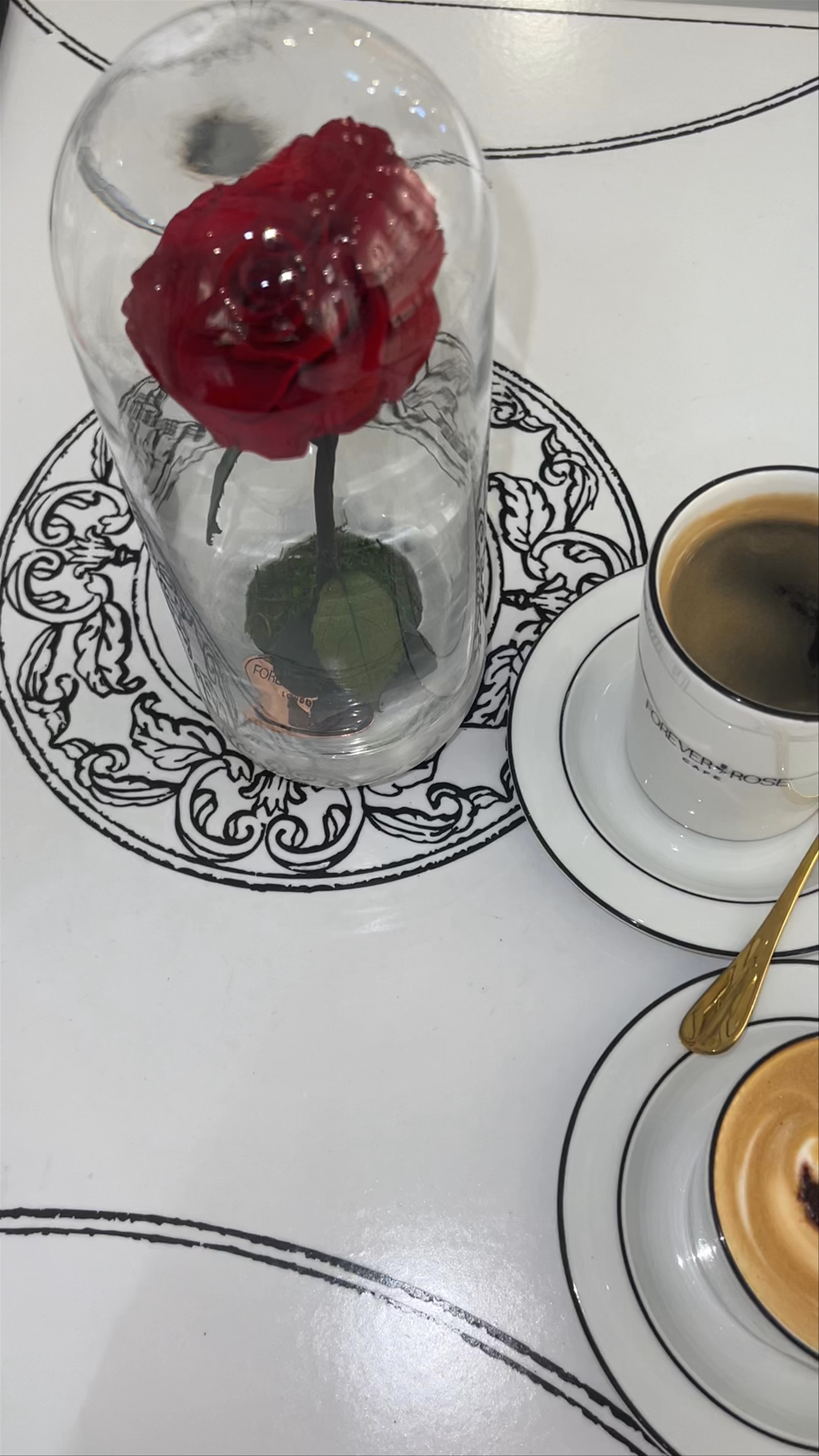 Forever Rose Cafe - Abu Dhabi - United Arab Emirates