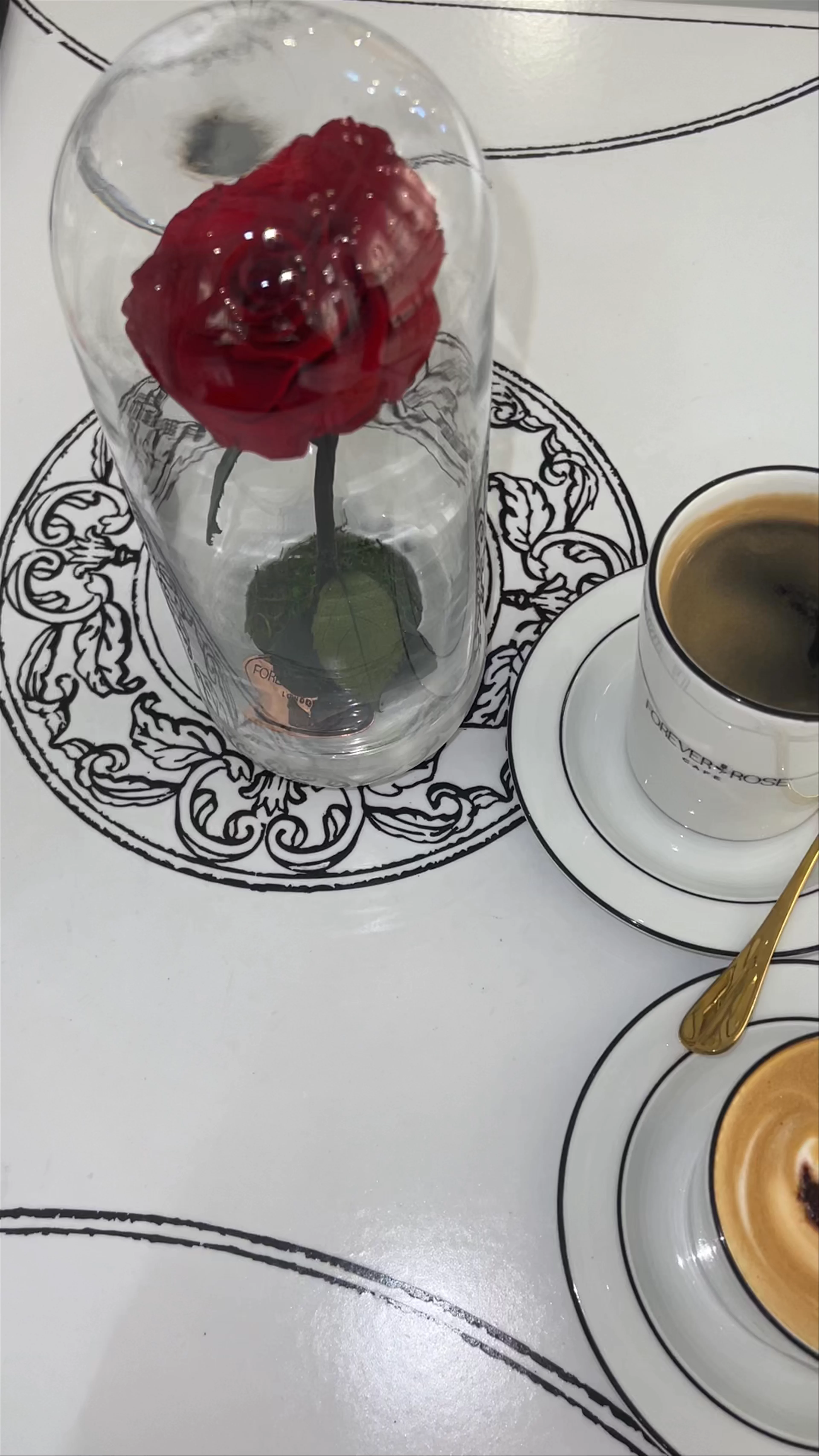 Forever Rose Cafe