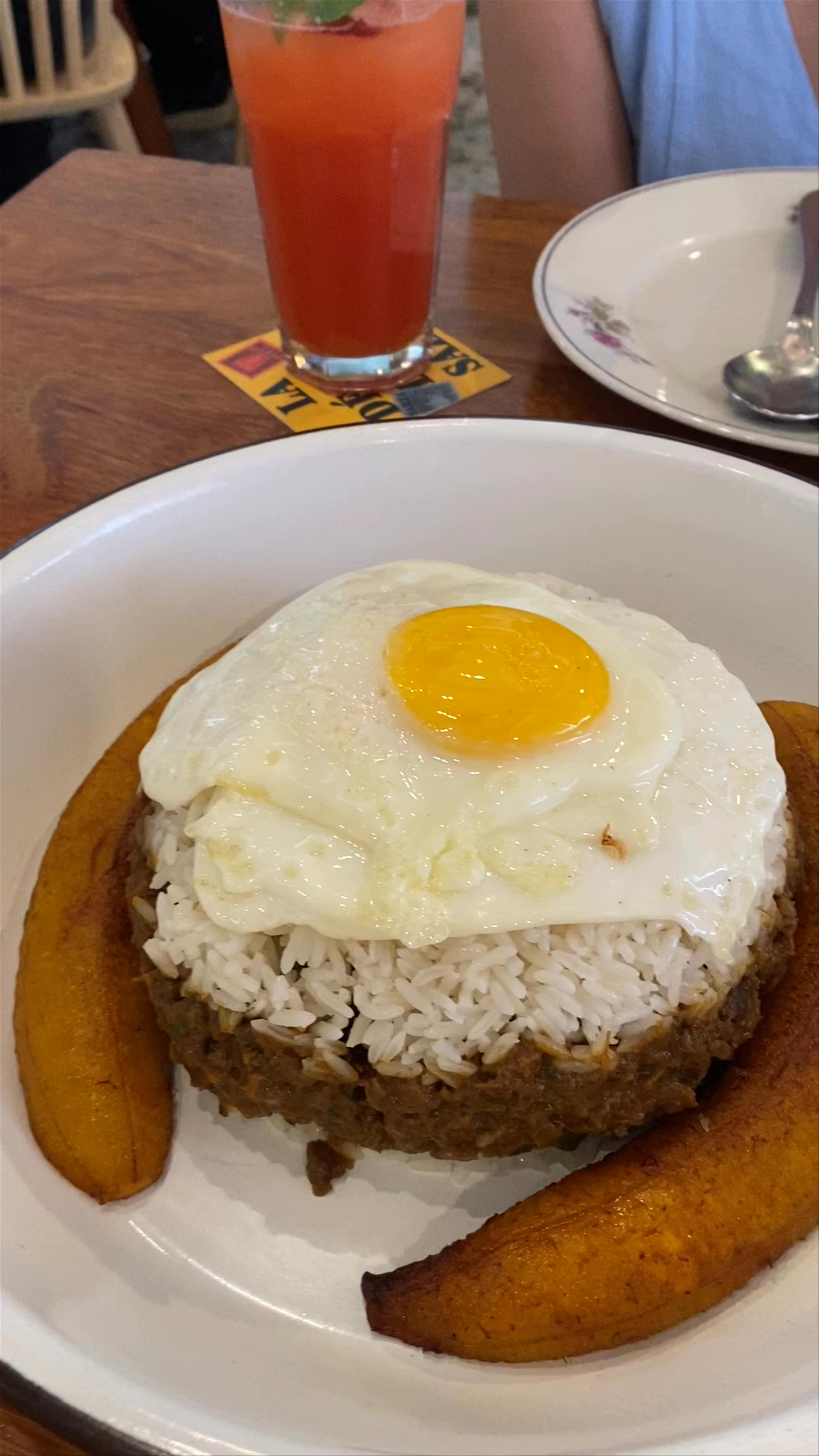 Isolina Taberna Peruana