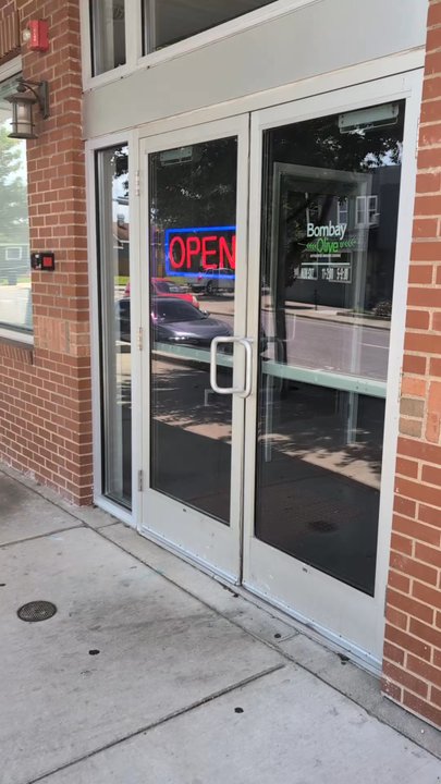 Bombay Olive - Indian Near Me - Carbondale, Illinois