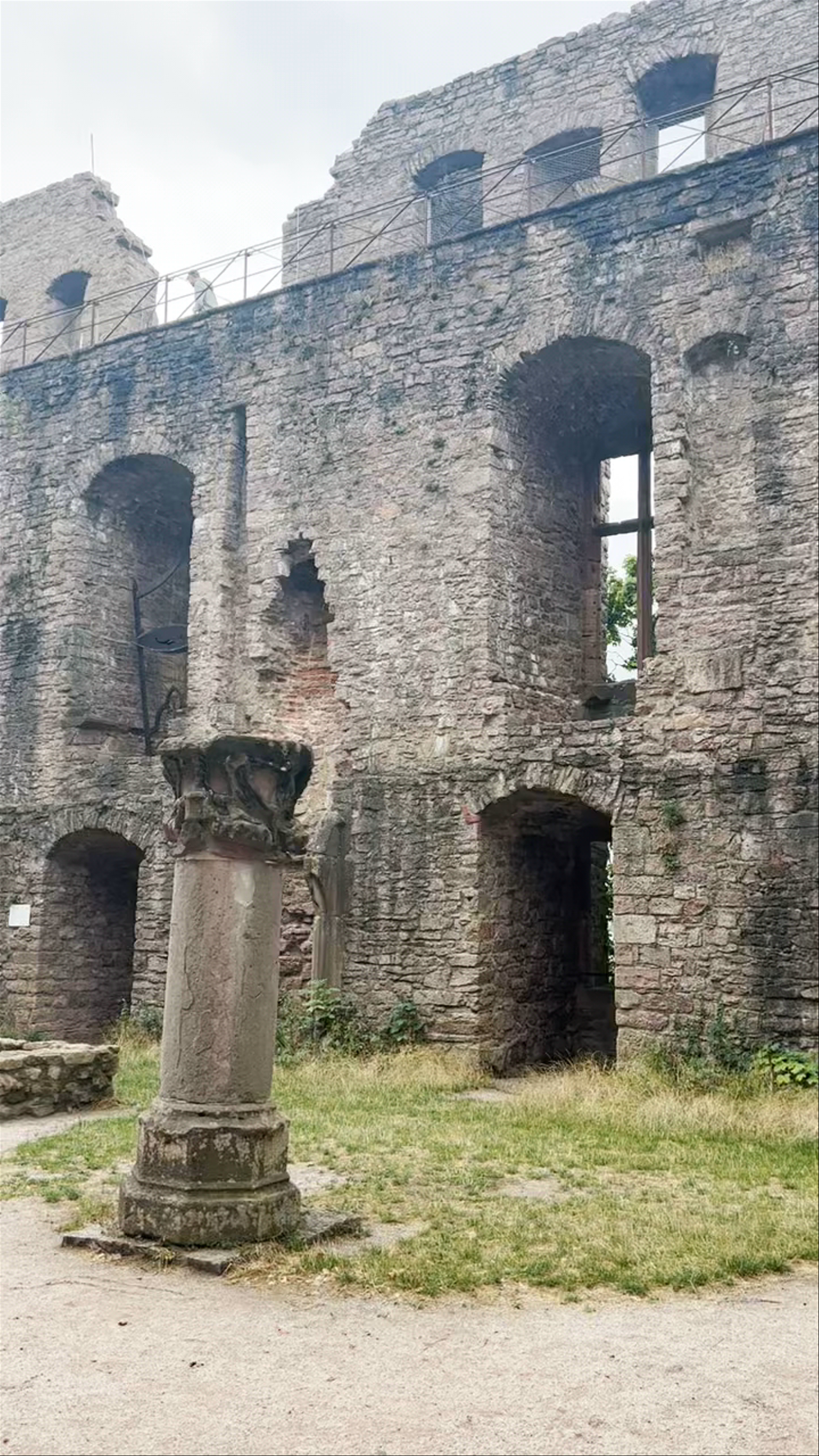 Altes Schloß zu Hohenbaden