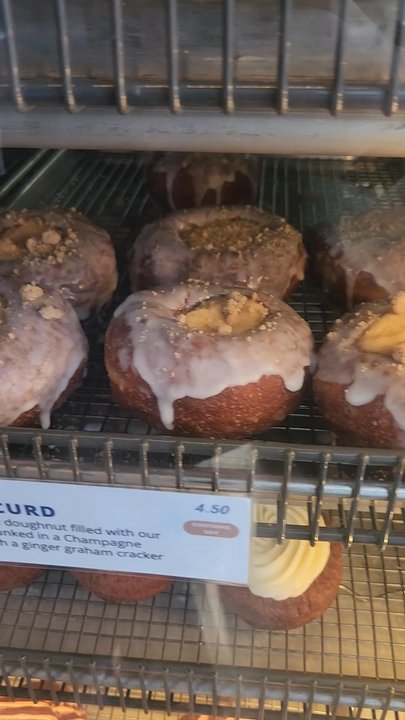 Starlight Doughnut Lab - Bakeries Near Me - Cincinnati, Ohio