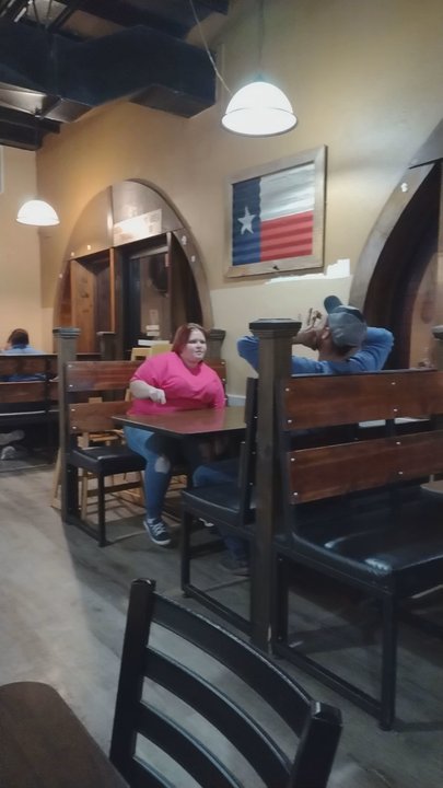 Busy Bee Cafe - Breakfast & Brunch Near Me - Alvin, Texas