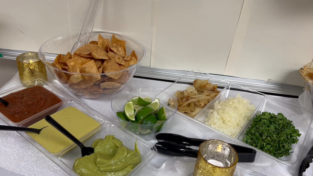 Pollo Regio - Taco party platter with extra order of guac - Mexican Near Me - Houston, Texas