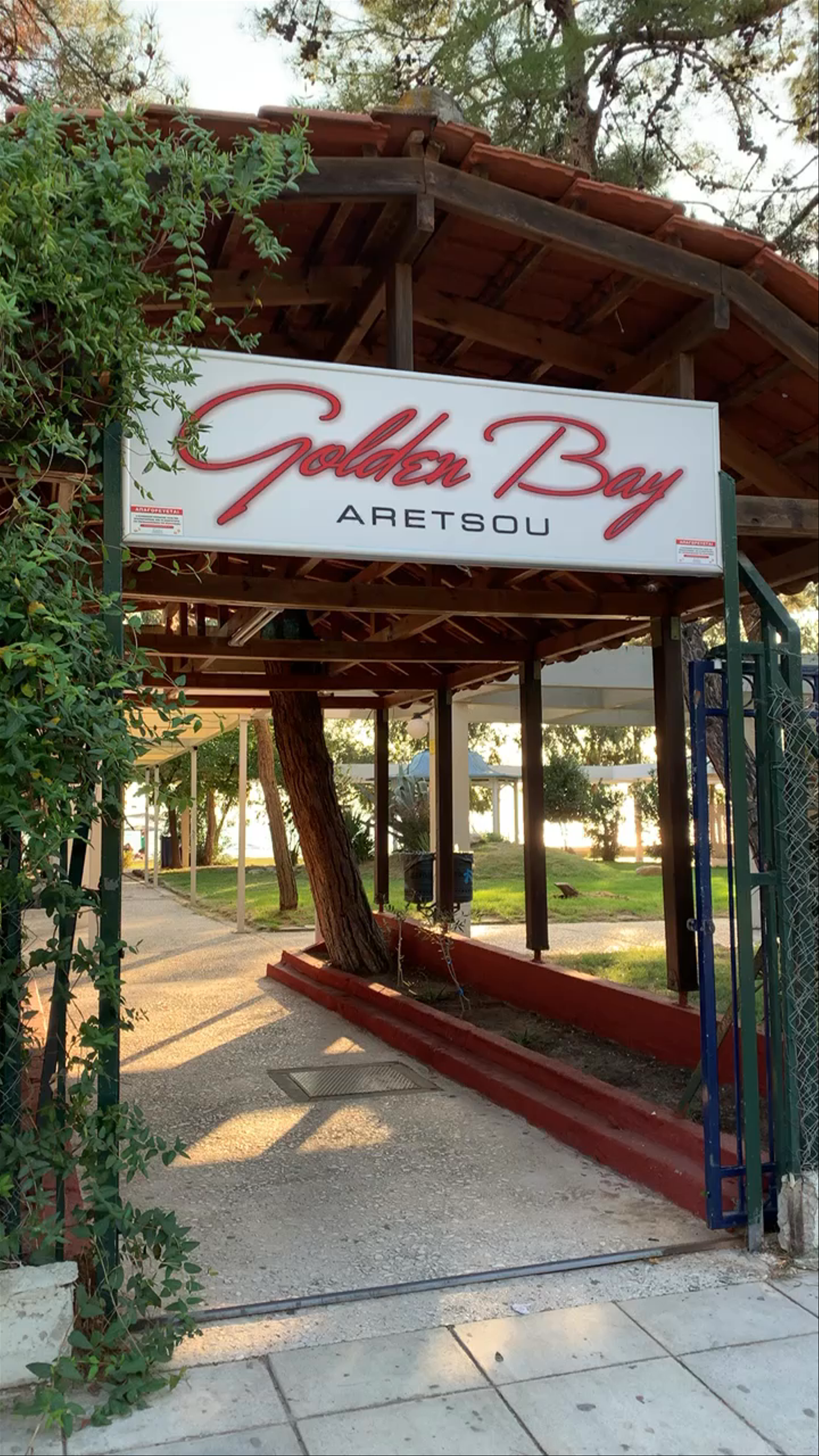 Golden Bay Aretsou