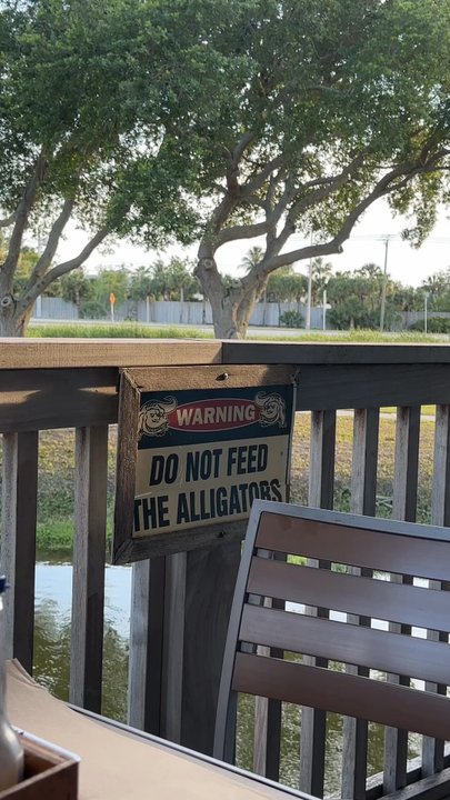Pinchers - Seafood Near Me - Venice, Florida