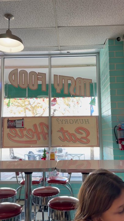 Big Tasty's - Inside - Diners Near Me - Okeechobee, Florida