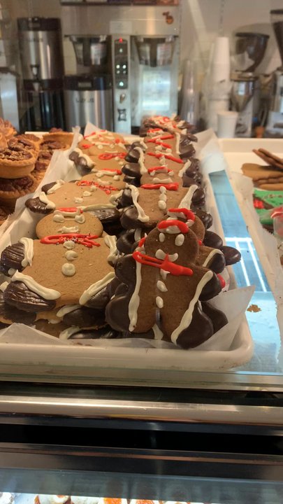 Leli's Bakery - Cafes Near Me - Astoria, New York