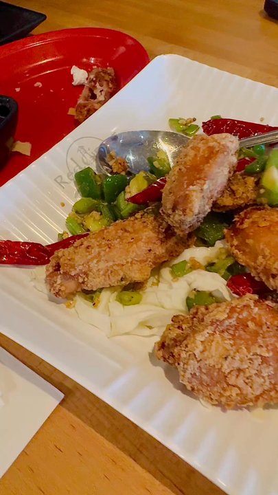 Red Ginger Restaurant - Chicken wings were good but, we didn't like the 12. General Tso's Chicken - Chinese Near Me - Temecula, California