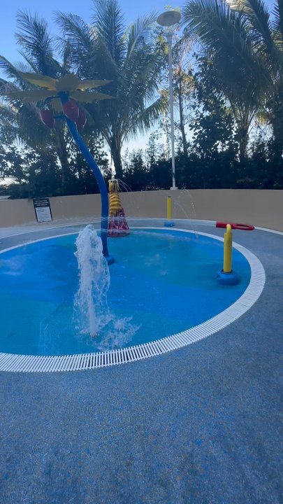 Sea View At Dania - Splash pad - Apartments Near Me - Dania Beach, Florida
