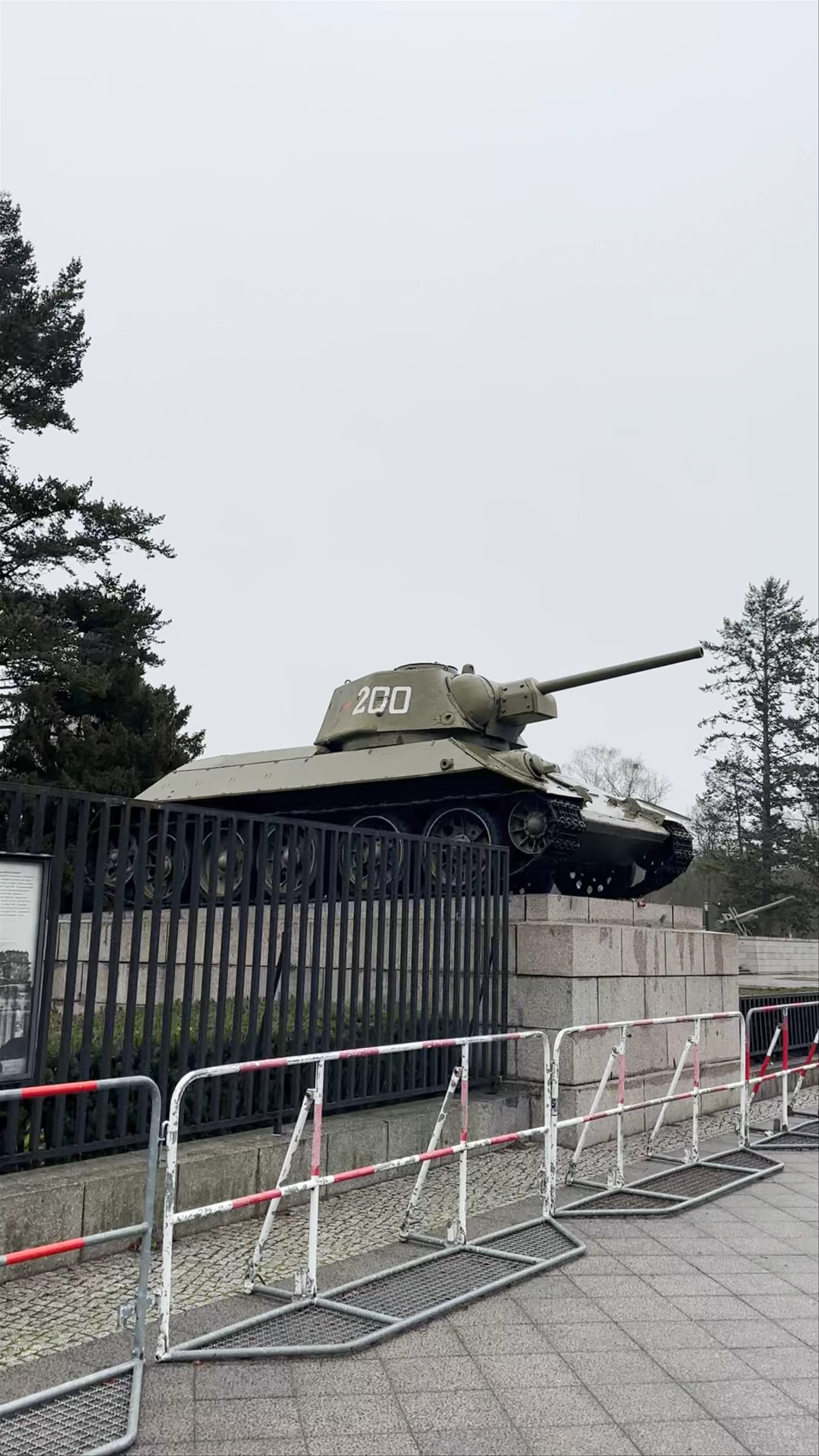 Memorial to Soviet Soldiers