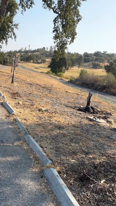 Blackhawk Lodge - Video of the road. I called it the wilderness! - Hotels Near Me - Coarsegold, California