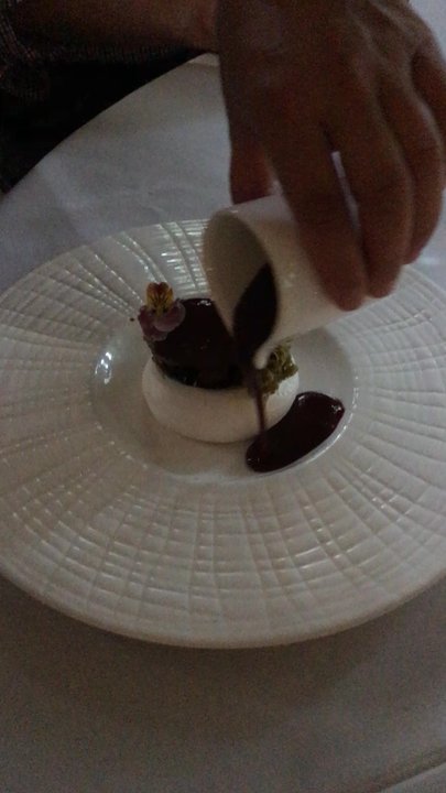Dry Creek Kitchen - Summer Berry Pavlova - New American Near Me - Healdsburg, California
