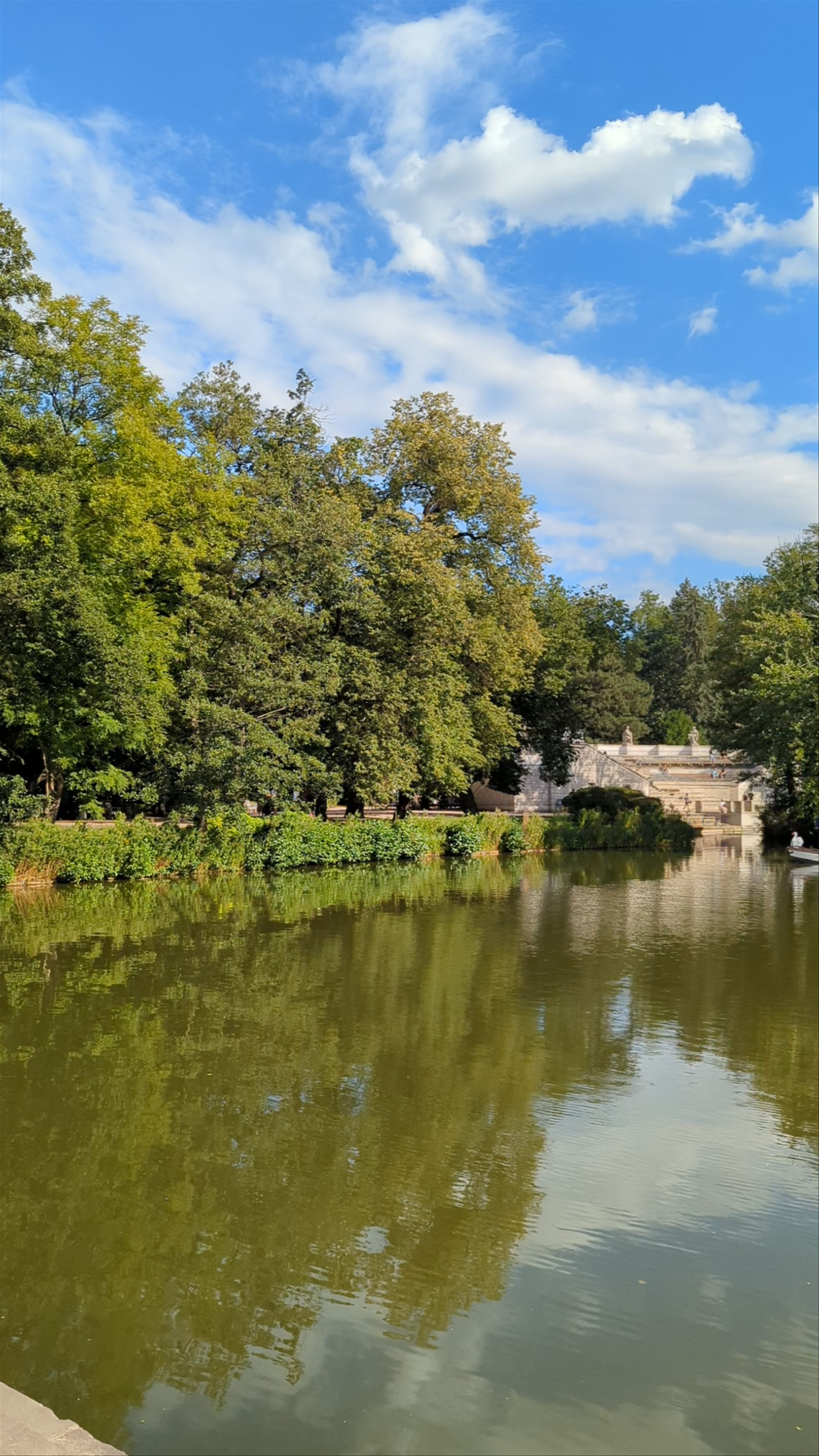 Łazienki Królewskie: A Tranquil Palace Park Escape in Warsaw