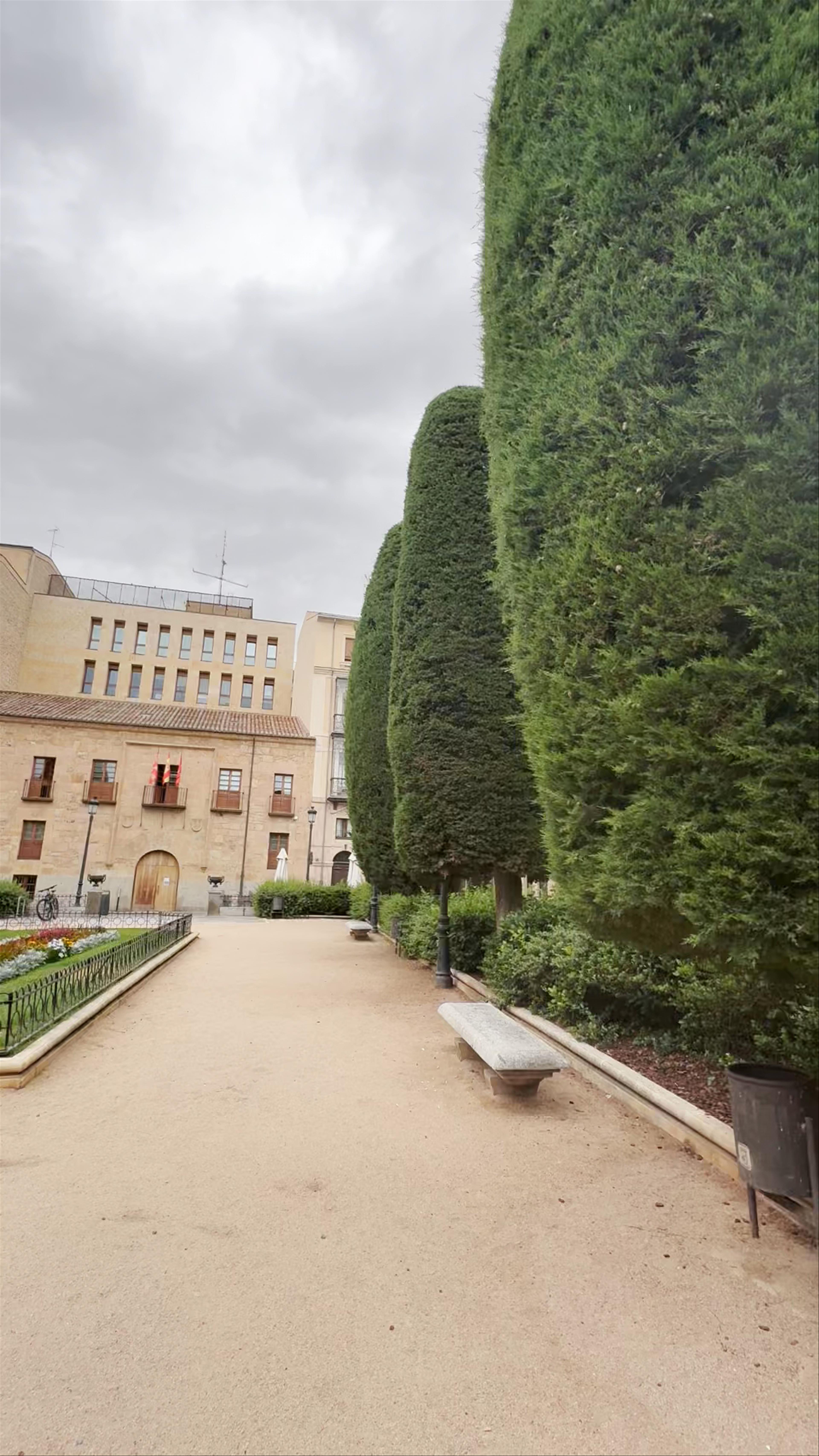 Plaza de la Libertad: Historic Serenity in Salamanca