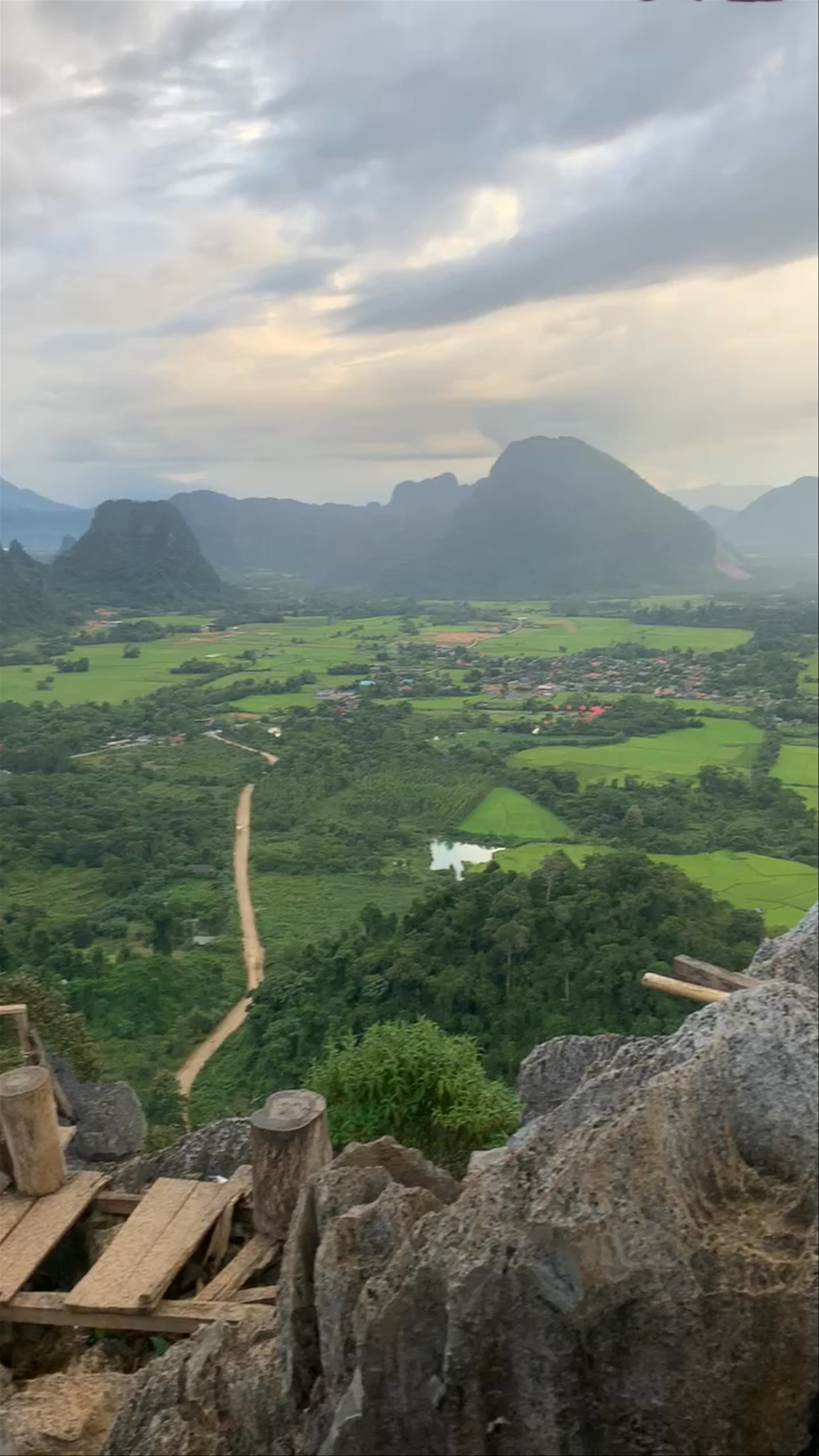 Nam Xay Viewpoint: Breathtaking Panoramas over Naka's Verdant Valleys