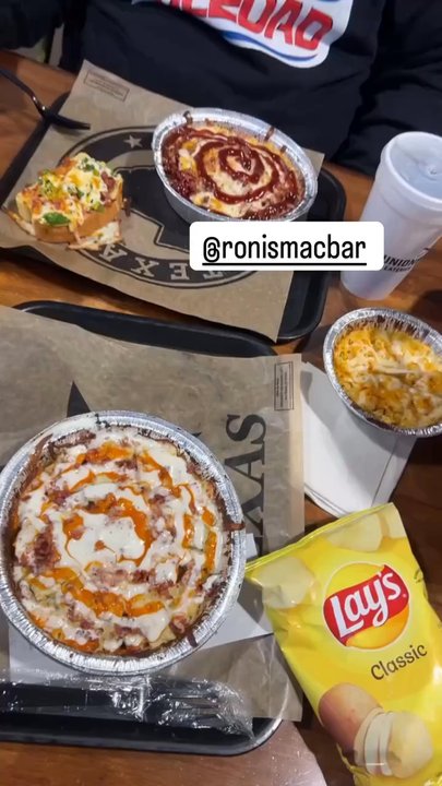 Roni's Mac Bar - Barbeque Near Me - Waco, Texas