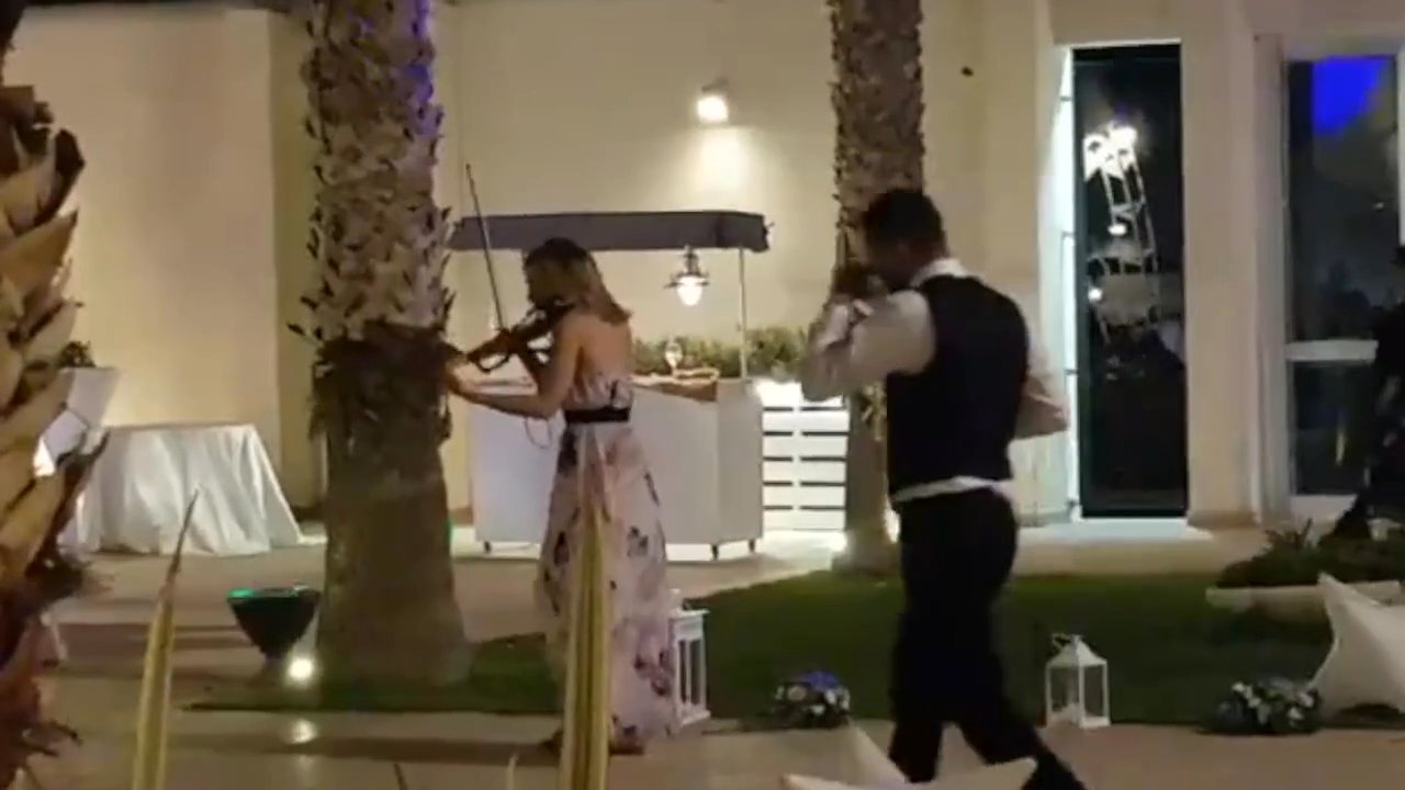 DJ Giuseppe - With Live Electric Violinist - video