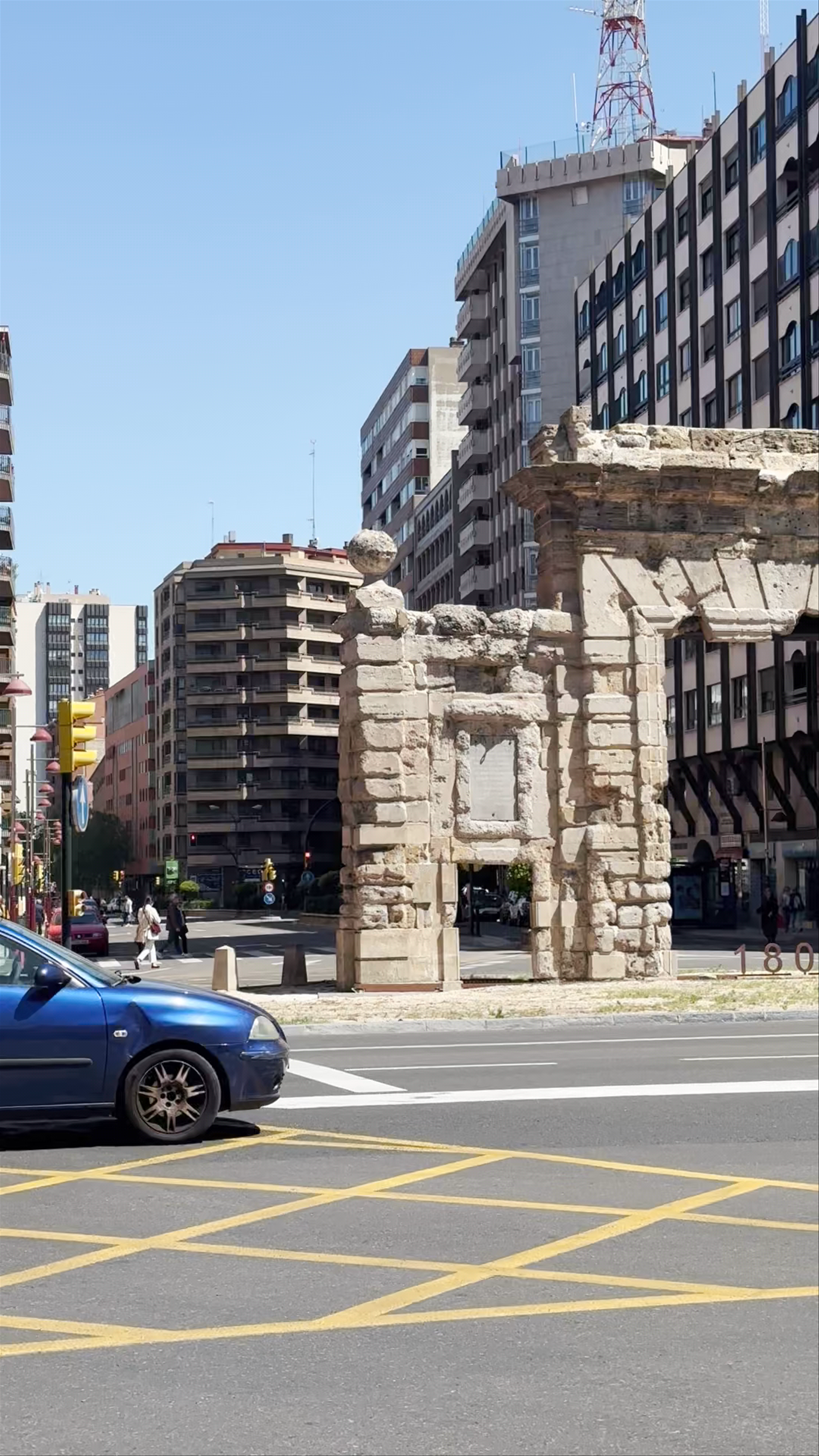 Puerta del Carmen: A Timeless Roman Landmark in Zaragoza