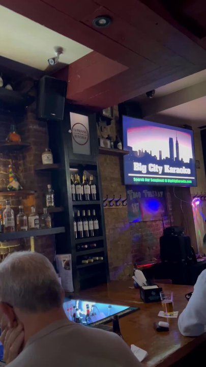 Jasper's Taphouse + Kitchen - Seating by storefront/bar - New American Near Me - New York, New York