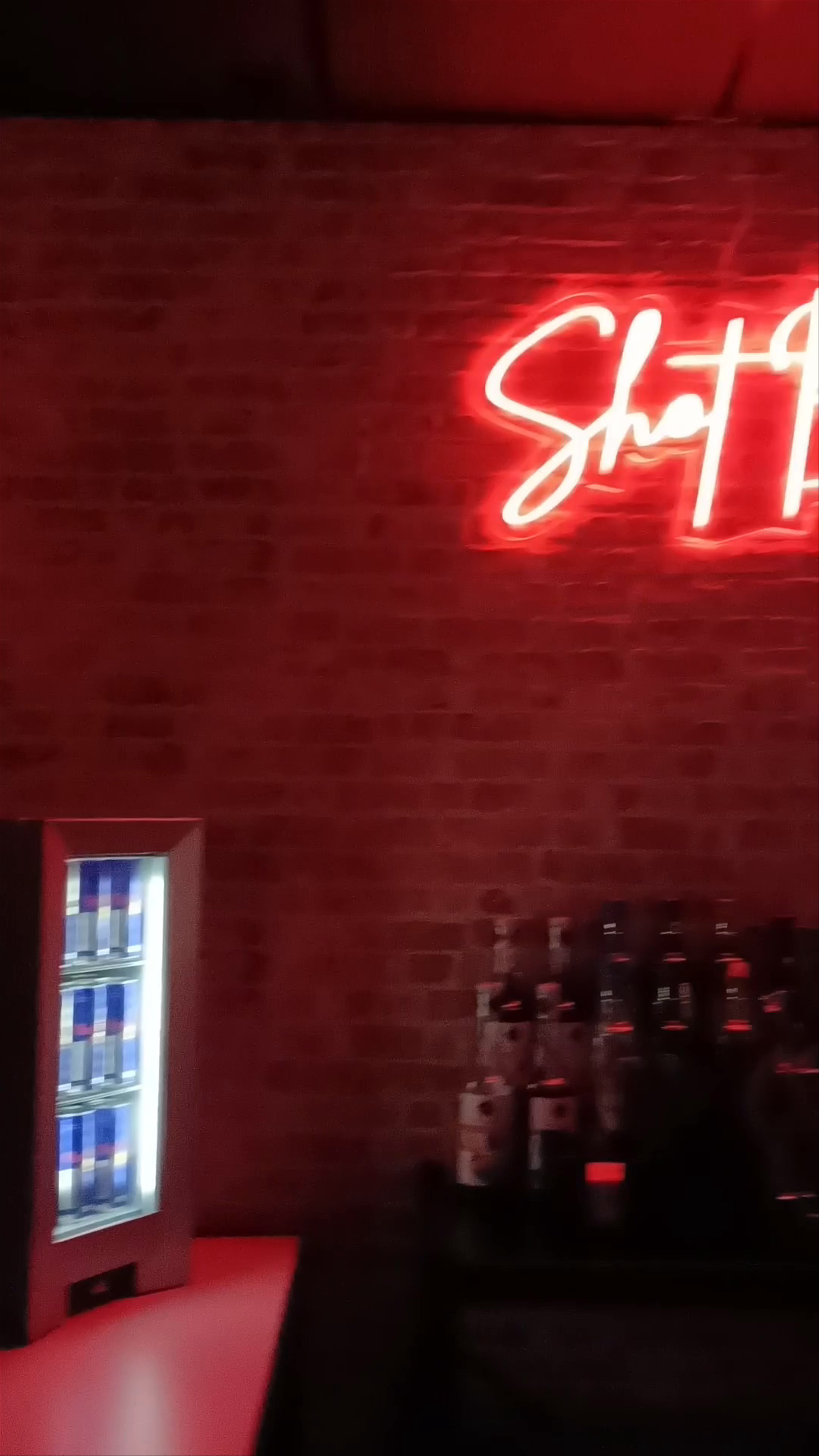 Night Vibes at Taboo Bar Murcia: Electric Evenings in Plaza Balsas