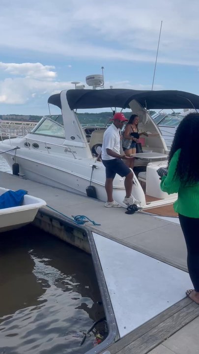 Mahogany Yacht Charters - Boat Charters Near Me