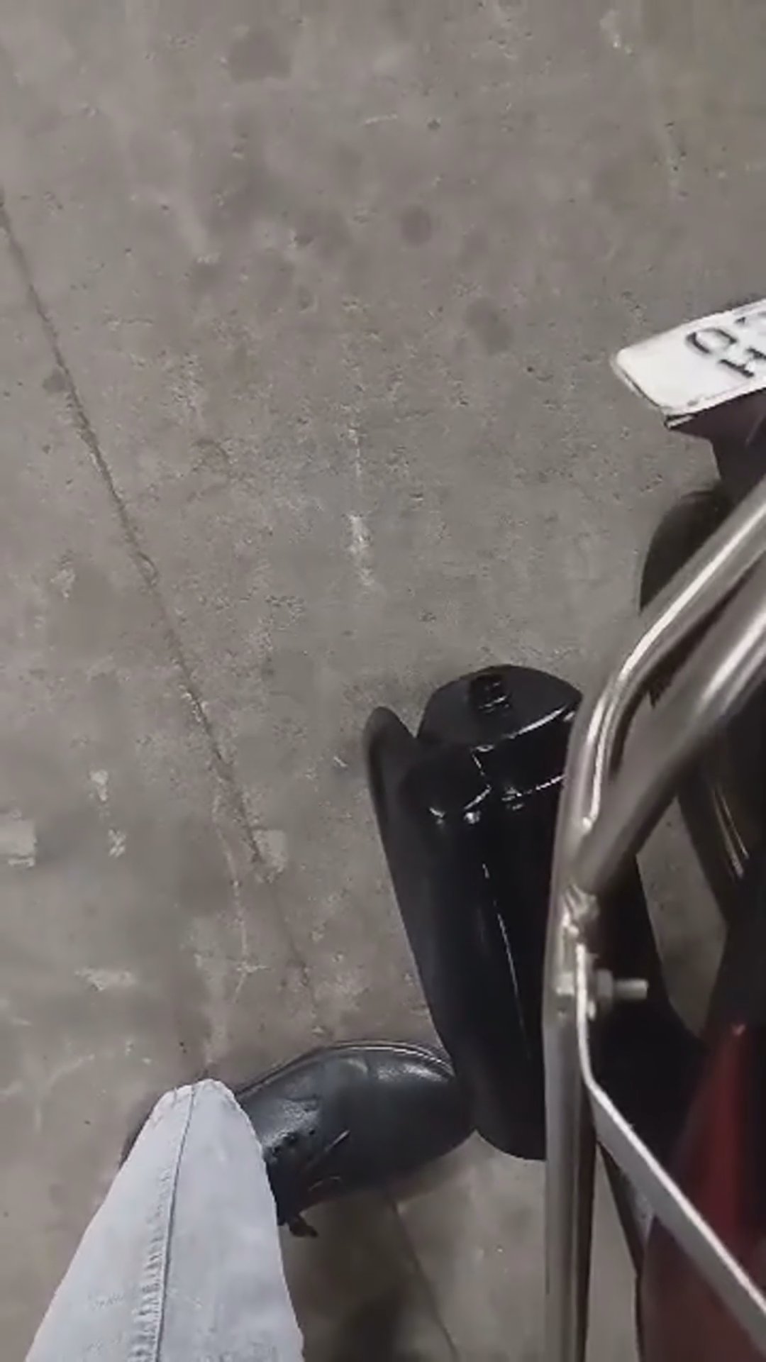 Walk-around video thumbnail