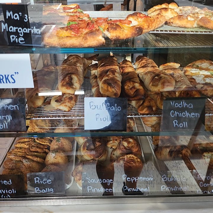 Peter’s Pizzeria - Pizza Near Me - Pompano Beach, Florida