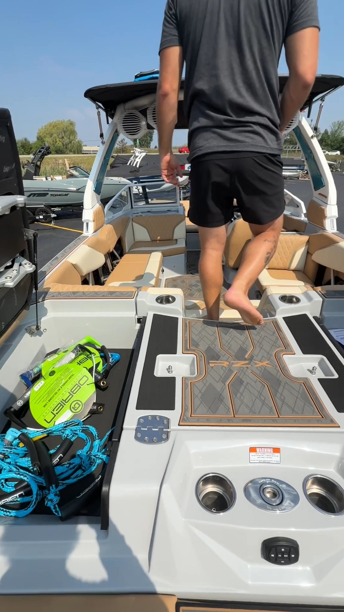 The Storage is insane! Comment “found it” below if...