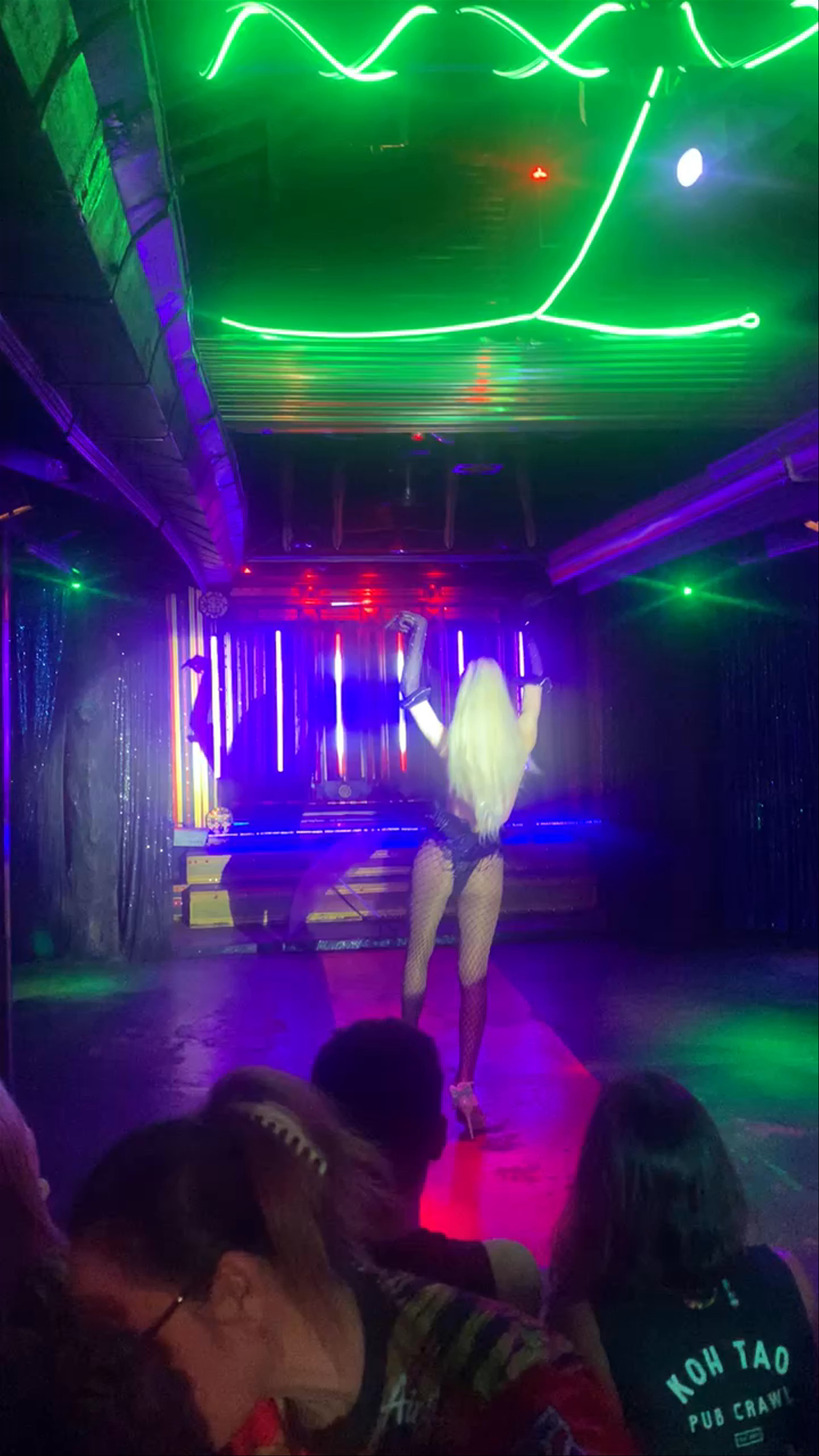 Nightlife Extravaganza at Queen's Cabaret, Ko Tao