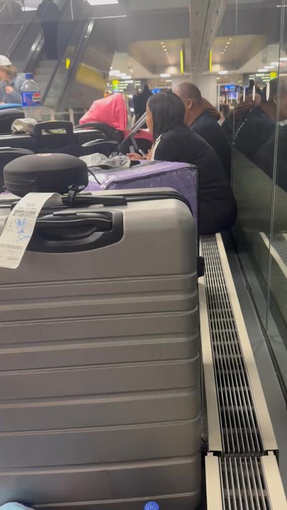 JetBlue - Airlines Near Me - East Elmhurst, New York