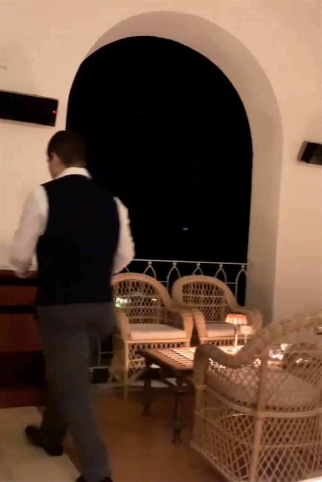 The Amalfi Wedding Singer - Venus - video