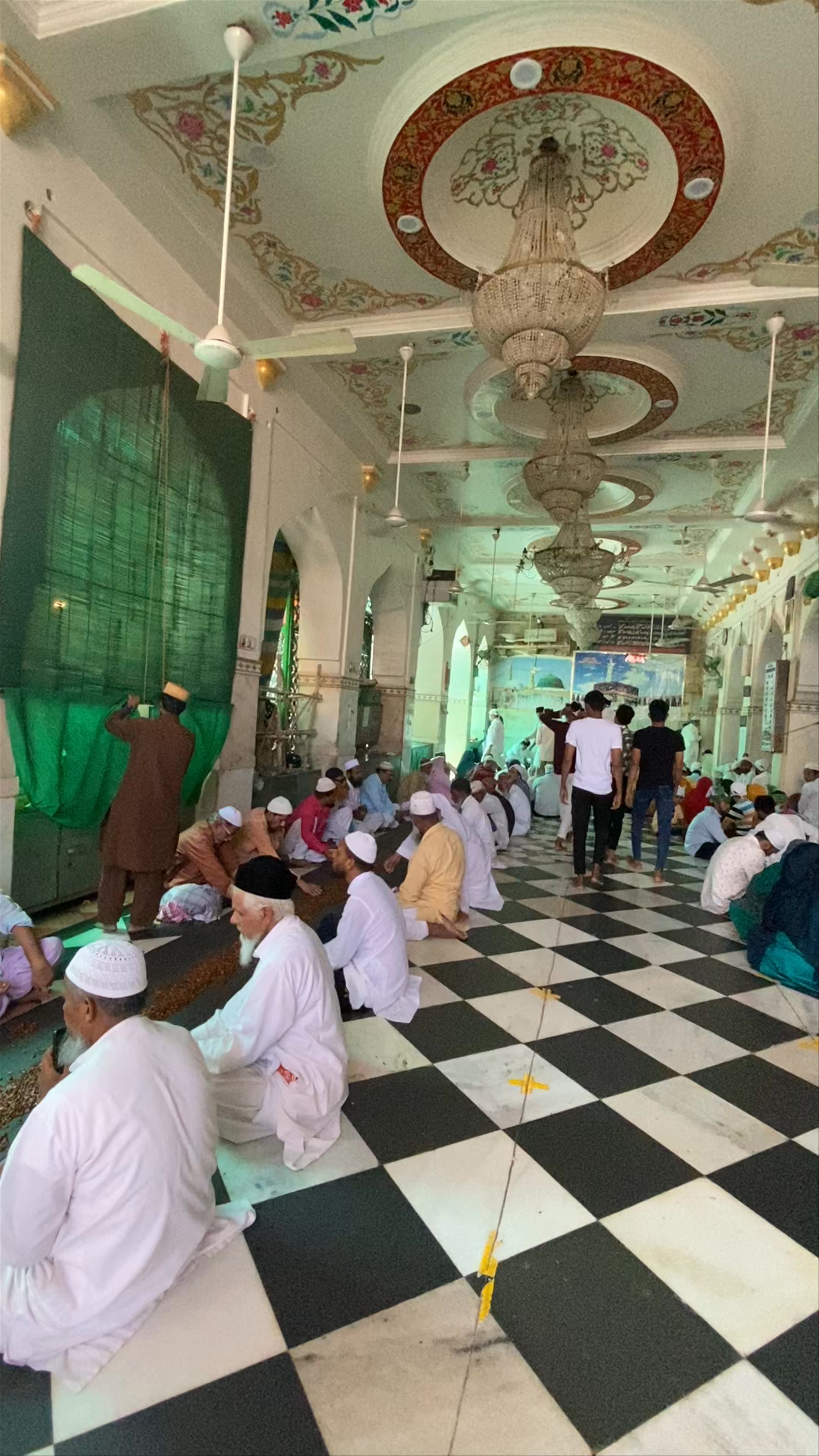 Khwaja Gharib Nawaz Dargah Sharif: Sacred Spiritual Journey in Ajmer