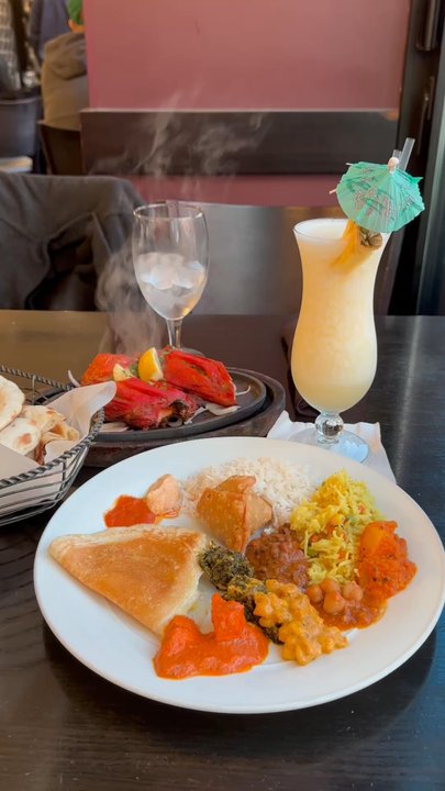 India House - The best Indian buffet in Chicago - Indian Near Me - Chicago, Illinois