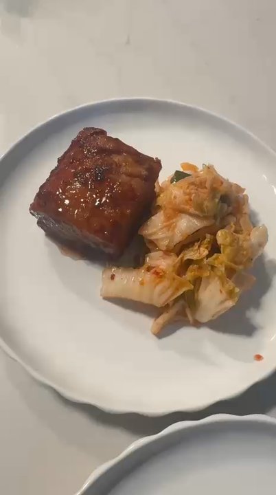Platesfull - Crispy Pork Belly with kimchi - Personal Chefs Near Me