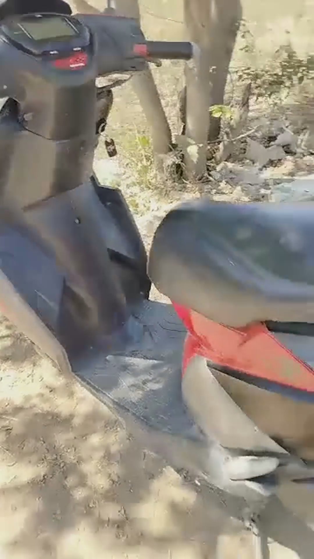 Walk-around video thumbnail