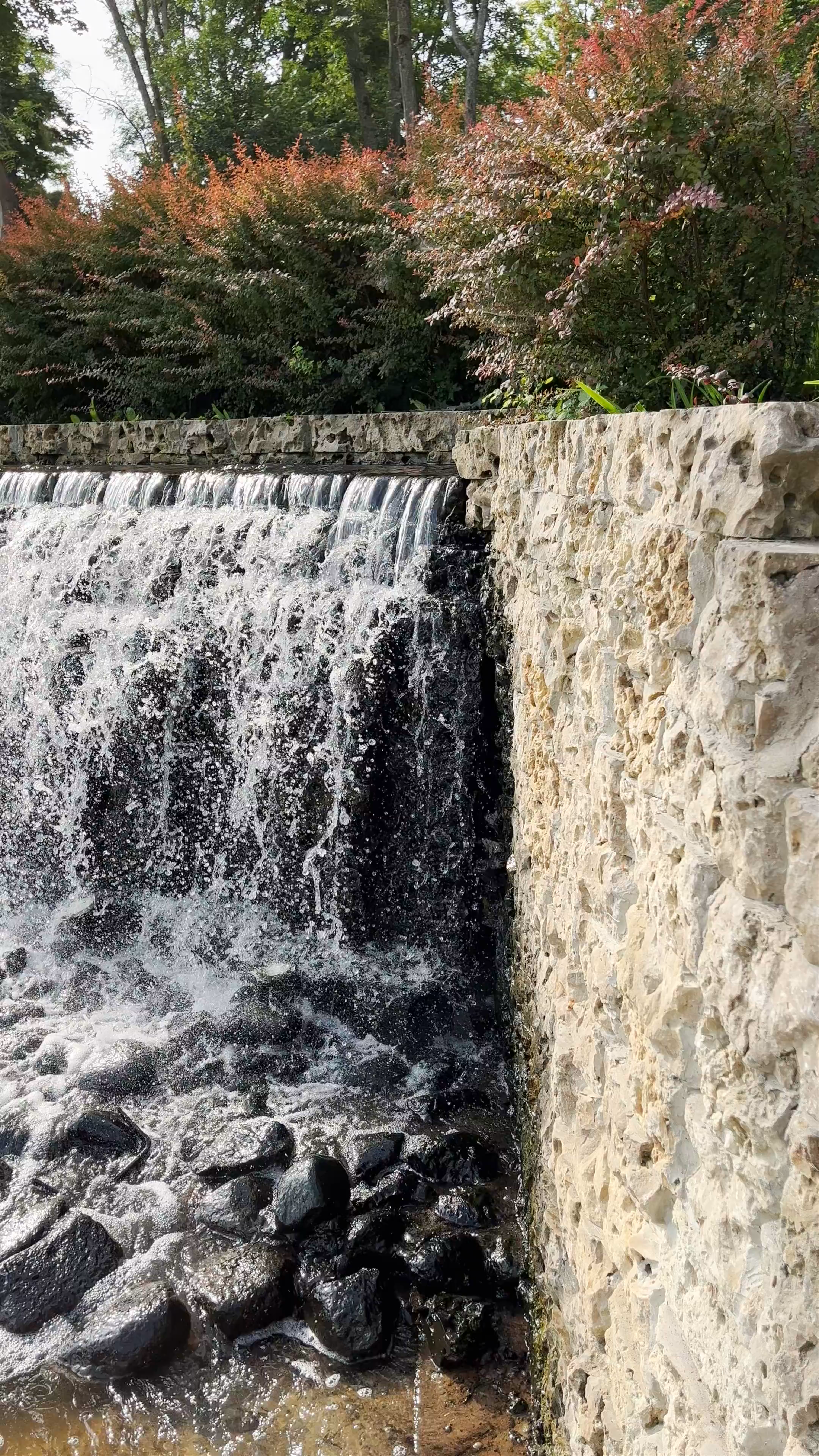 Pērses ūdenskrituma imitācija