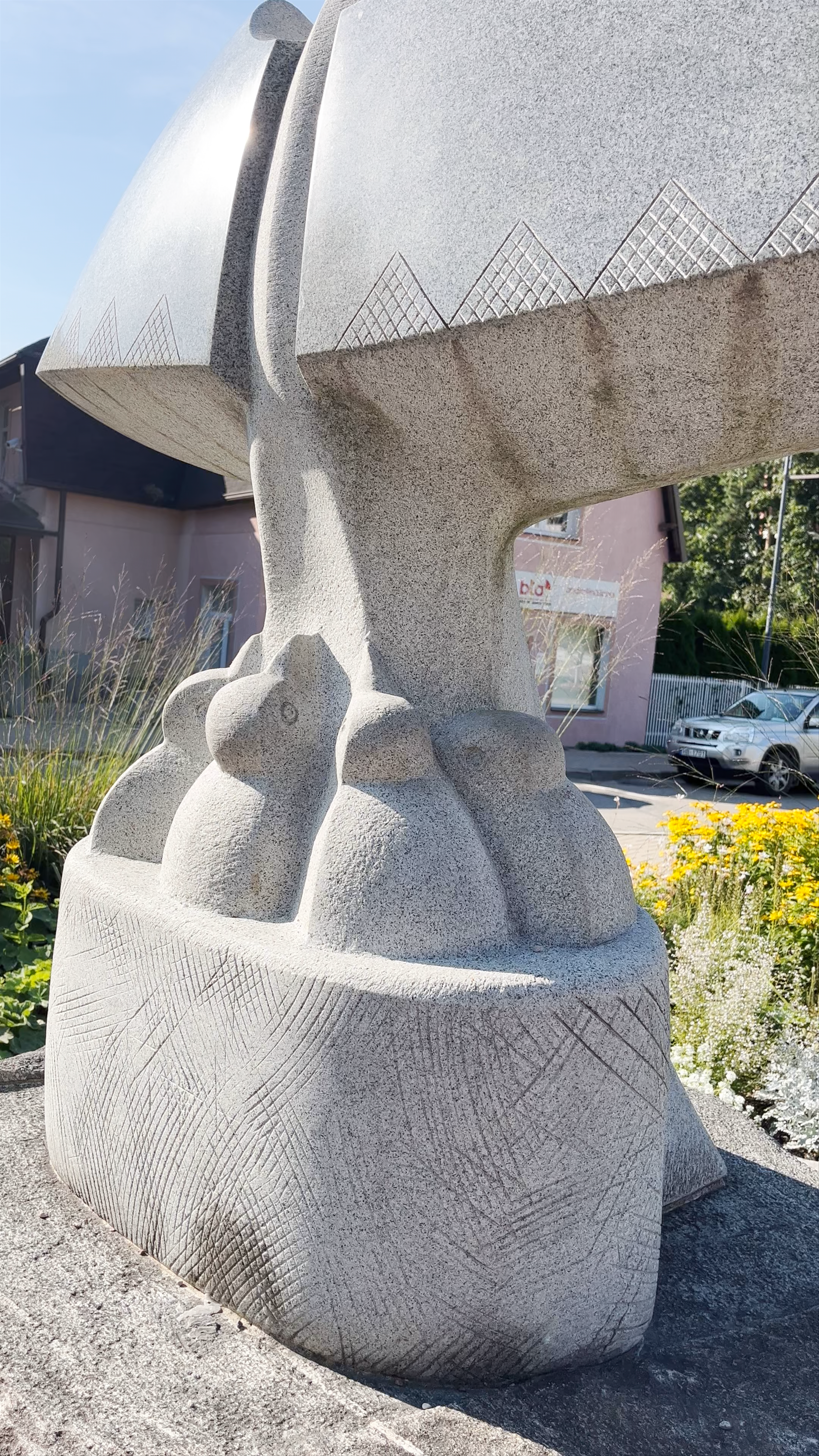 Piemineklis "Baltā Cielava"