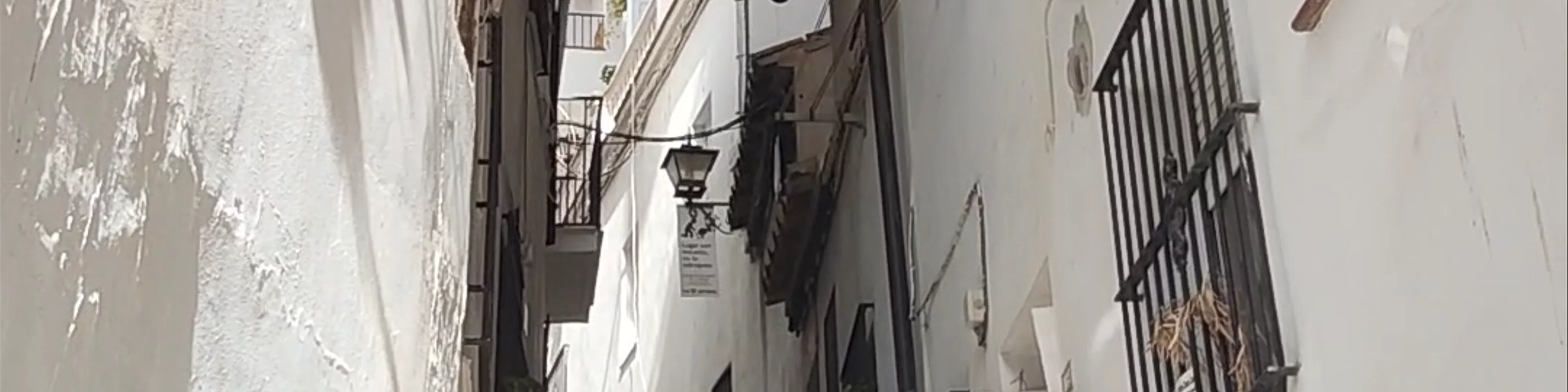 Bésame En Este Rincón