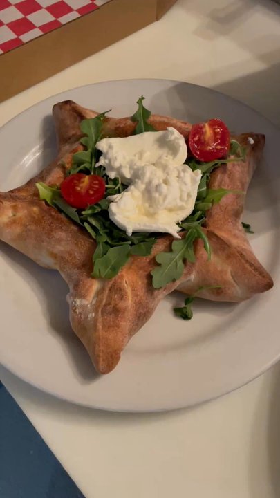Berries In the Grove - Star Pizza was spectacular! - New American Near Me - Miami, Florida