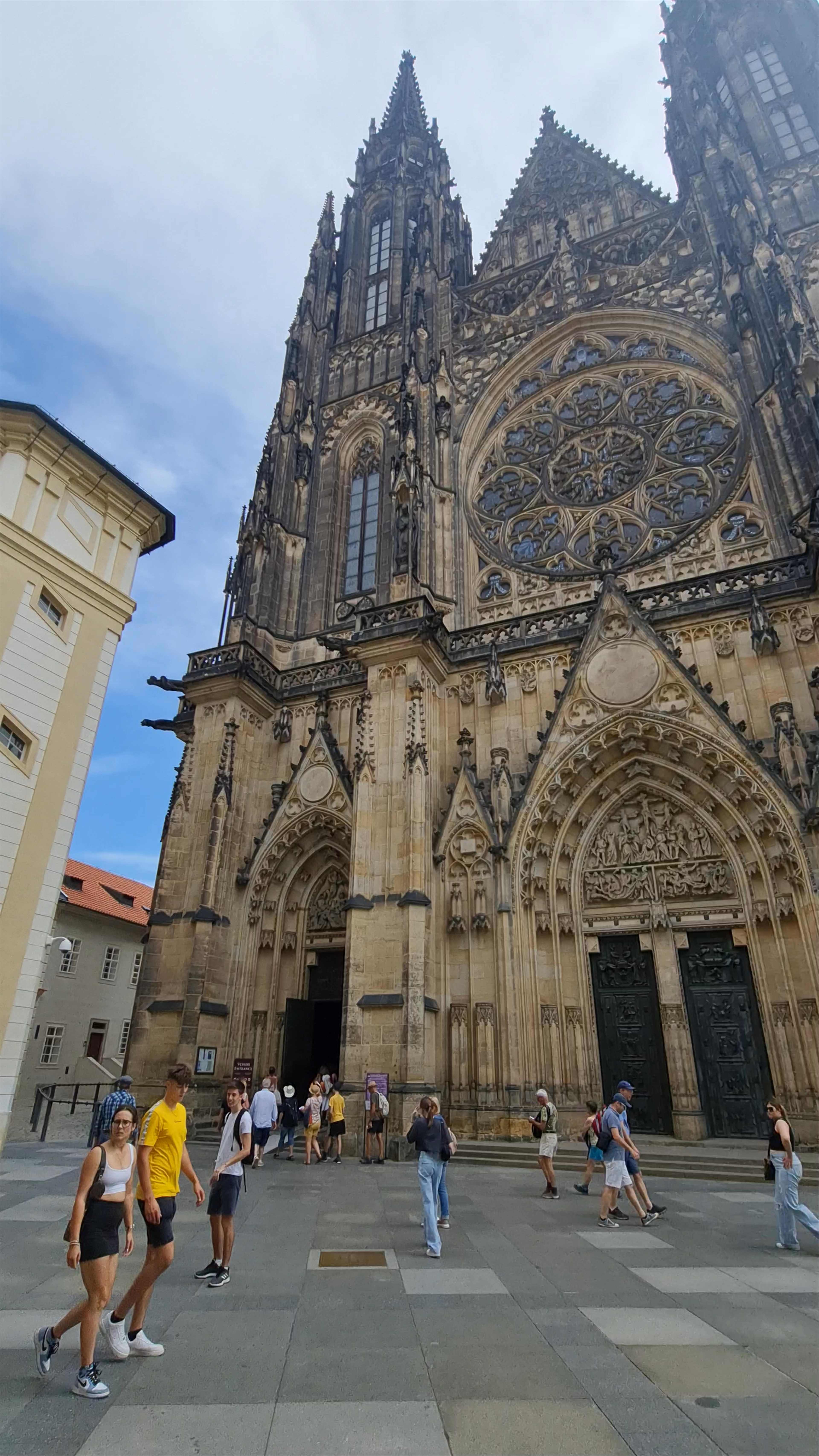 St. Vitus Cathedral: Gothic Majesty in Prague